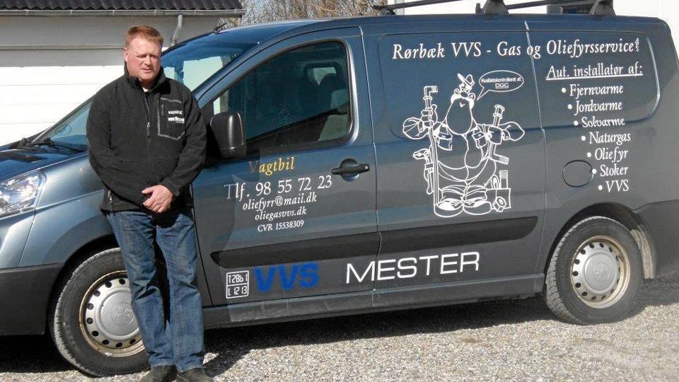 Henrik Nielsen fra Rørbæk VVS har i næsten et år jagtet en ny lærling. Privatfoto