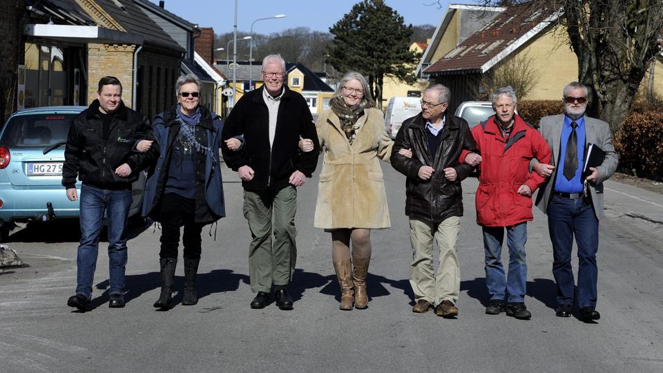 Nogle af de lokale kræfter, der går sammen på tværs for at styrke erhverv og job i Rebild Øst, er fra venstre Lars Kanstrup fra Terndrup, Pia Bonde fra Rebild Kommune, Jacob Ellemann fra Siem, ekstern konsulent Suzanne Eben Ditlevsen, Anton Ohrt-Nissen fra Siem, Johnny Lorentsen fra Hellum og Klaus Qvist fra Blenstrup. Foto: Michael Bygballe <i>Michael Bygballe</i>