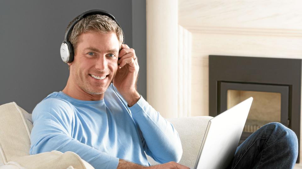 Google tager kampen op med Spotify. Arkivfoto
