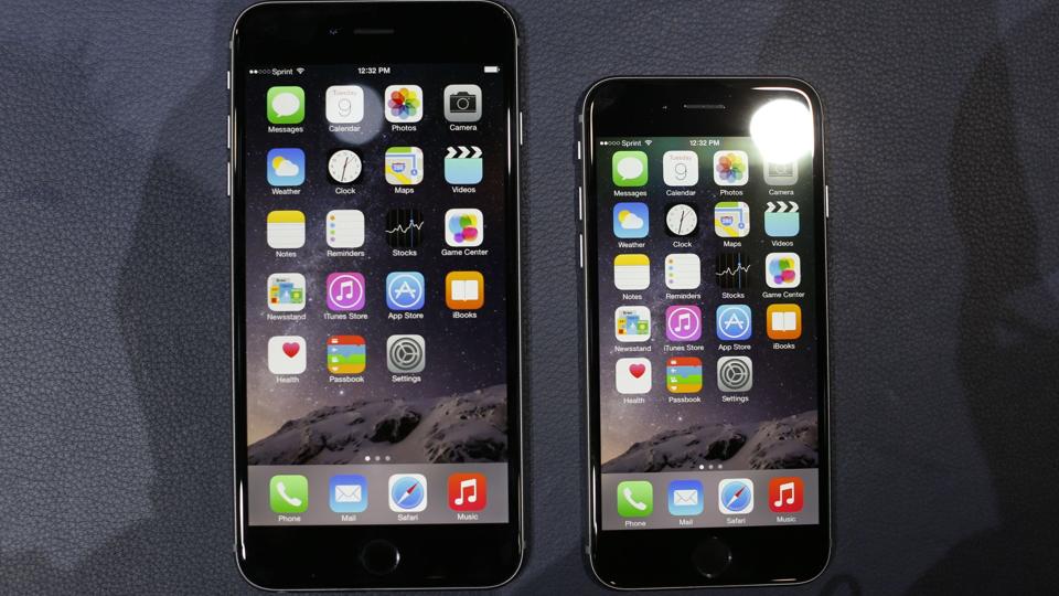 iPhone 6 har beholdt førstepladsen, mens iPhone 6 Plus ikke er nær så populær som tidligere. Arkivfoto <i>Scanpix Denmark</i>