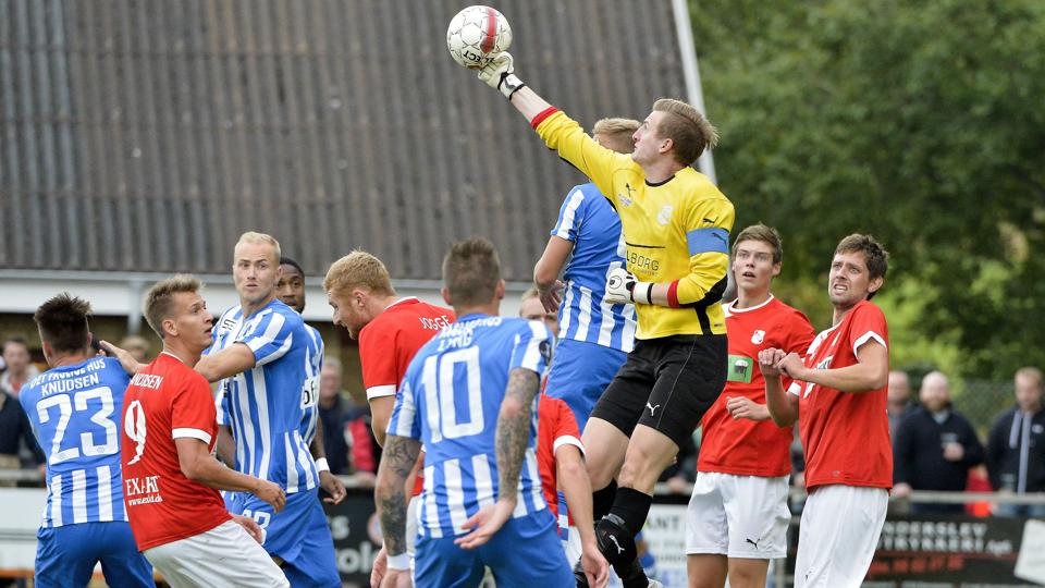 Thomas Nielsen stod en brandkamp mod Esbjerg, men Lindholm kunne ikke fuldbyrde pokalsensationen. Foto: Torben Hansen <i>Foto: Torben Hansen</i>