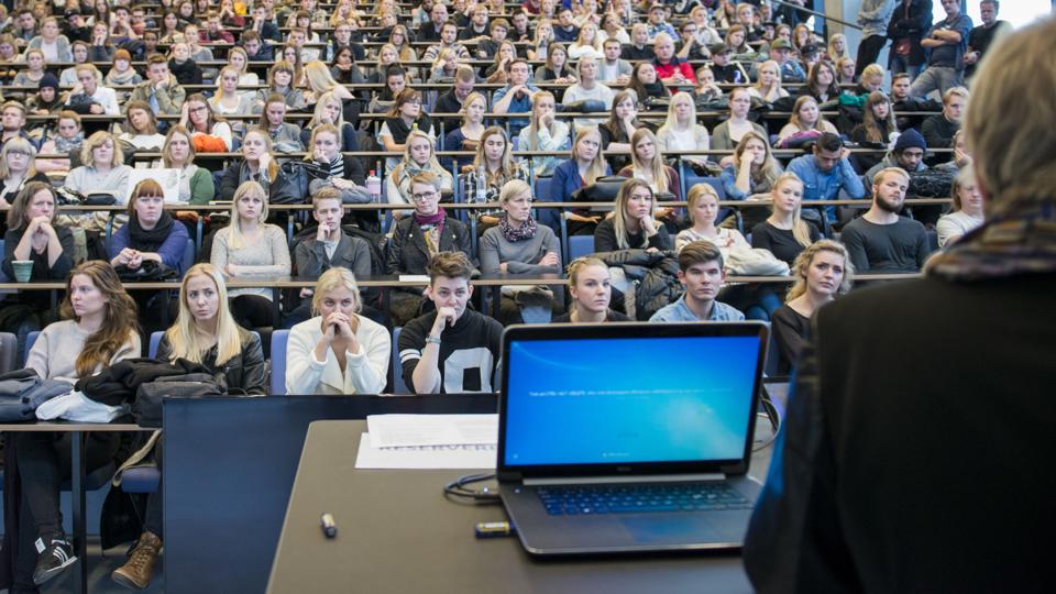 De studerende på Aalborg Universitet snyder kun meget sjældent med deres eksamensopgaver. Arkivfoto: Nicolas Cho MeierDe