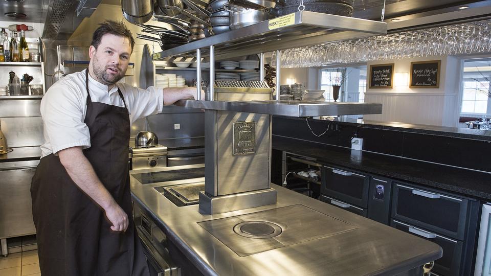 Thorsten Schmidt fra Ruths Hotel i Gammel Skagen glæder sig over, at han fremover også kan blive bedømt af dommerne fra Michelin-komiteen. Arkivfoto: Peter Broen <i>Peter Broen</i>