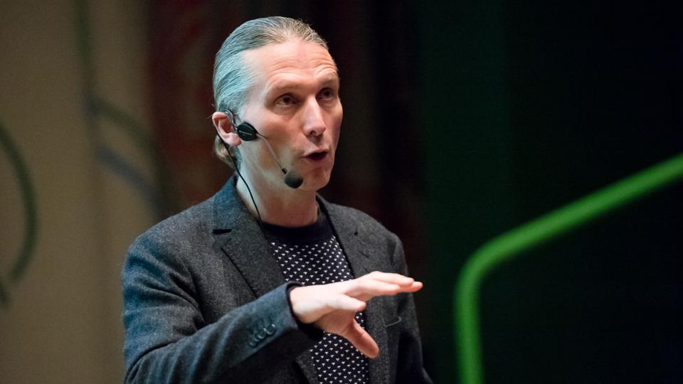 Roger Buch kommer 29. januar til Blære for at give sit personlige indspark til debatten om den fremtidige skolestruktur i kommunen. Arkivfoto