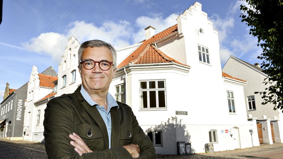 Aalborg Kommune skal have mod til at prioritere noget kultur over andet, hvis de skal få folk fra resten af landet og udlandet til at lægge vejen forbi Aalborg, mener Christen Obel, formand for Det Obelske Familiefond. <i>Pressefotograf Claus Søndberg</i>
