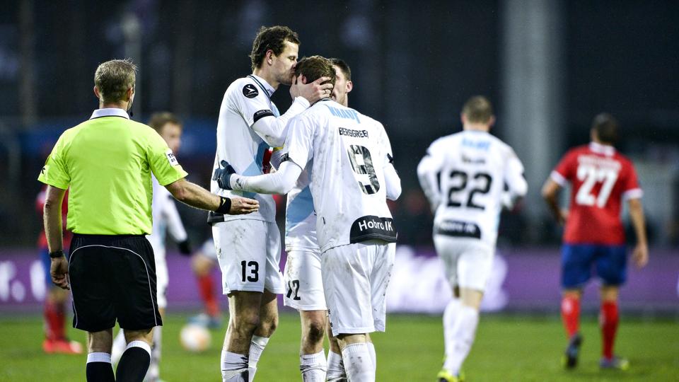 Hobro besøgte Slagelse i efteråret, hvor kampen endte 1-1. Hobro kan med et point søndga helt lægge nedrykningsspøgelset bag sig. Så kan de ikke længere hentes. Arkivfoto: Claus Søndberg