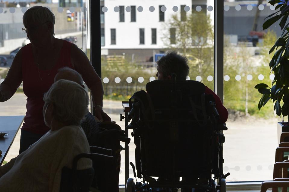 Sundheds-, ældre- og handicapudvalget er blevet tændte på at udtænke en demenslandsby i kommunen. Arkivfoto: Bent Bach <i>Bent Bach</i>