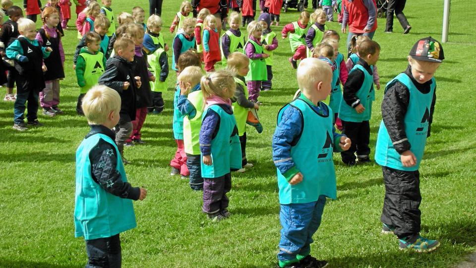 Der blev følt og mærket og prøvet kræfter på årets børnestævne i Rørbæk: Privatfoto