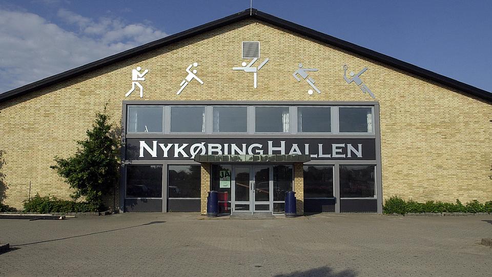 Lørdag eftermiddag danner Nykøbing Hallen rammen om fodboldstævne for handicappede. Arkivfoto