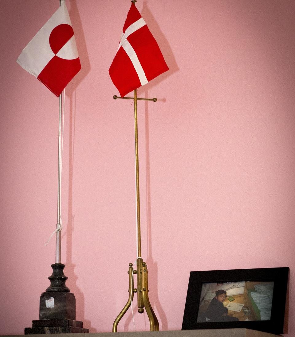 Flagene symboliserer fællesskabet men det kan være svært for grønlændere at bosætte sig i Aalborg. Foto: Kim Dahl Hansen <i>Foto: Kim Dahl Hansen</i>