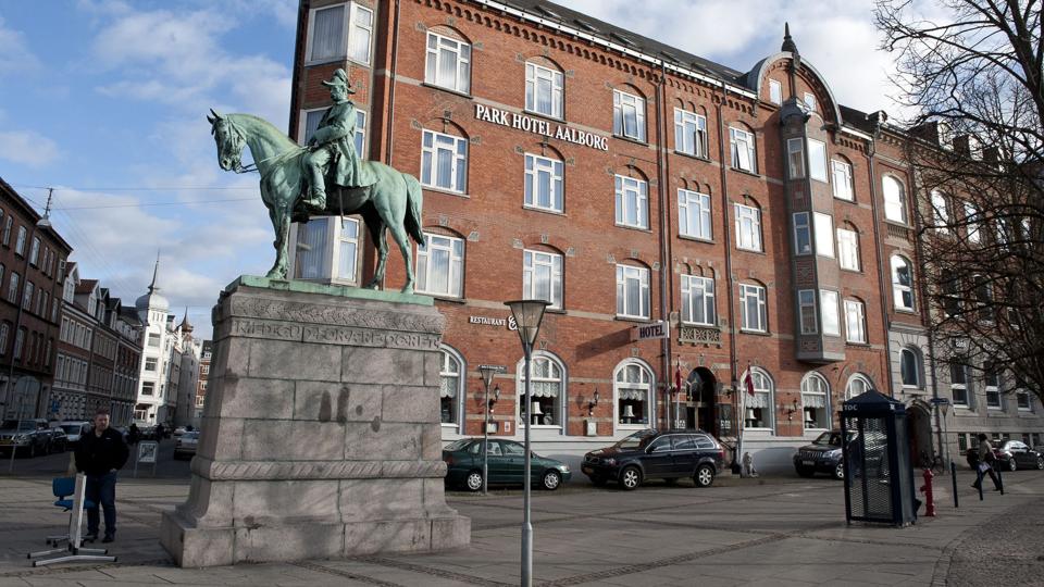 Hvis man gerne vil være hotelejer i Aalborg, skal man såmænd bare betale 37 millioner kroner for Park Hotel. Foto: Henrik Bo <i>Foto: Henrik Bo</i>