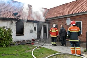 Voldsom brand i rækkehus i Brovst