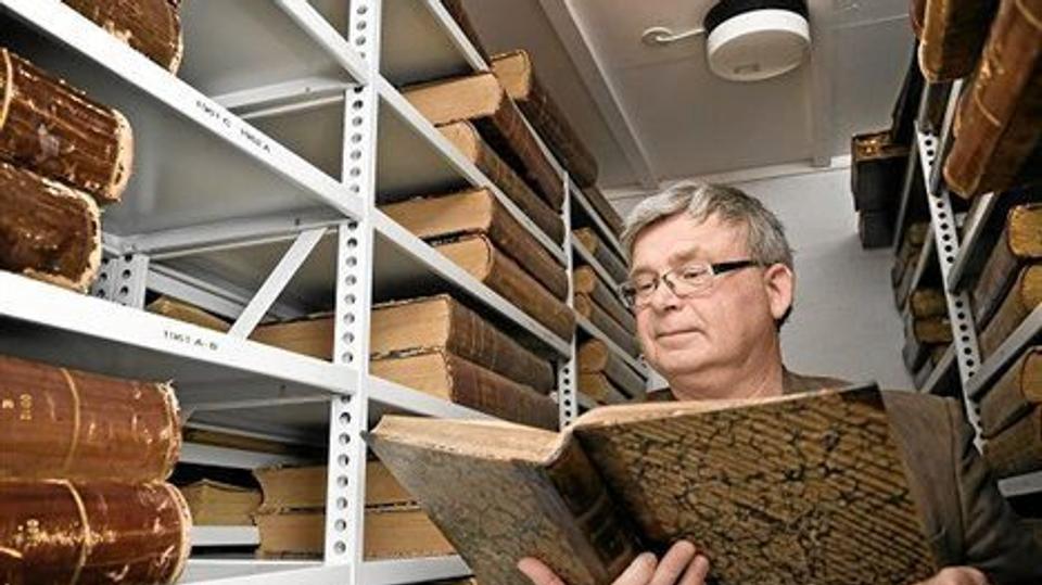 Historiker Erik S. Christensen - fortæller i aften om Frederikshavn Kirke. Arkivfoto: Peter Broen.