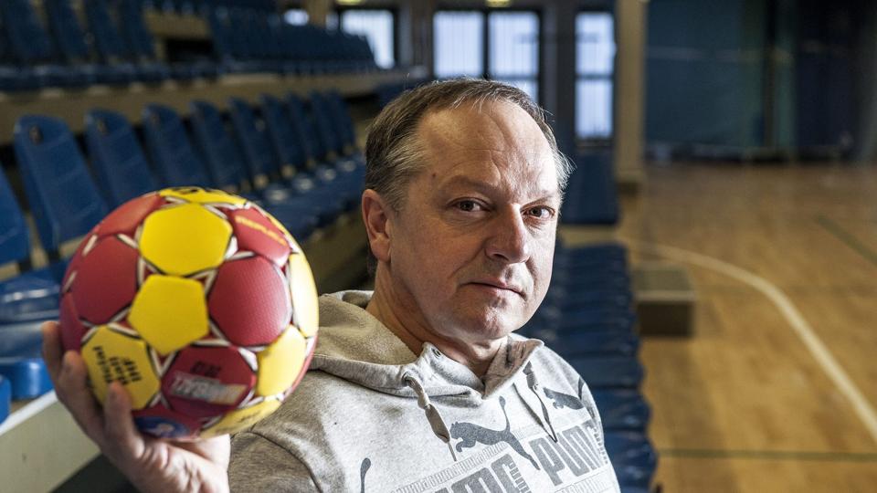 Per Larsen har igennem 30 år været med som leder i Rødspætte Cup, der i påskedagene afvikles for 40. gang med FfI Håndbold som arrangør.Arkivfoto: Kim Dahl Hansen