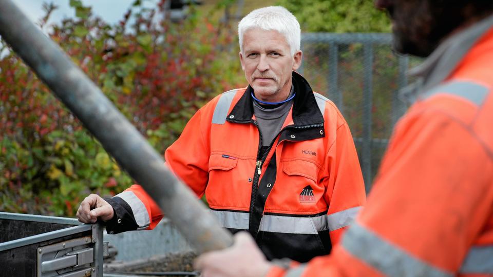 Henrik Hummelshøj var den ene af to håndværkere, der pludselig midt i arbejdstiden blev truet af en 24-årig mand med et jernrør.Arkivfoto: Mogens Laier