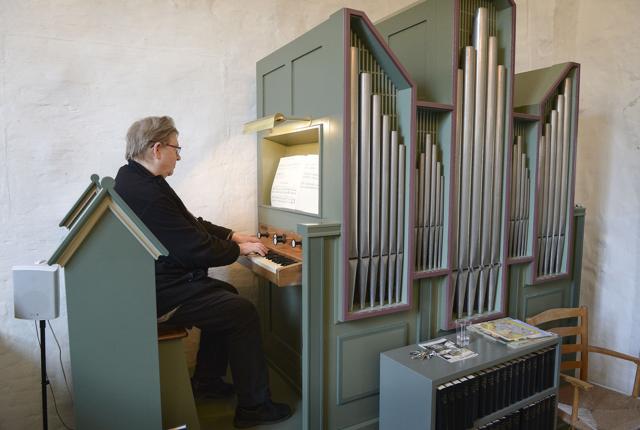Birgit Møller Sørensen er netop her i weekenden fyldt 70 år og har nu været organist i 25 år i Brøndum Kirke. Arkivfoto: Michael Bygballe <i>Michael Bygballe</i>