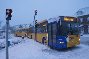 Busserne uden vinterdæk i snevejret