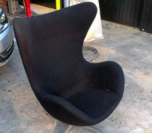 Det var en stol som denne, der forsvandt ved indbruddet  i fritidshuset i Sæby. Arkivfoto