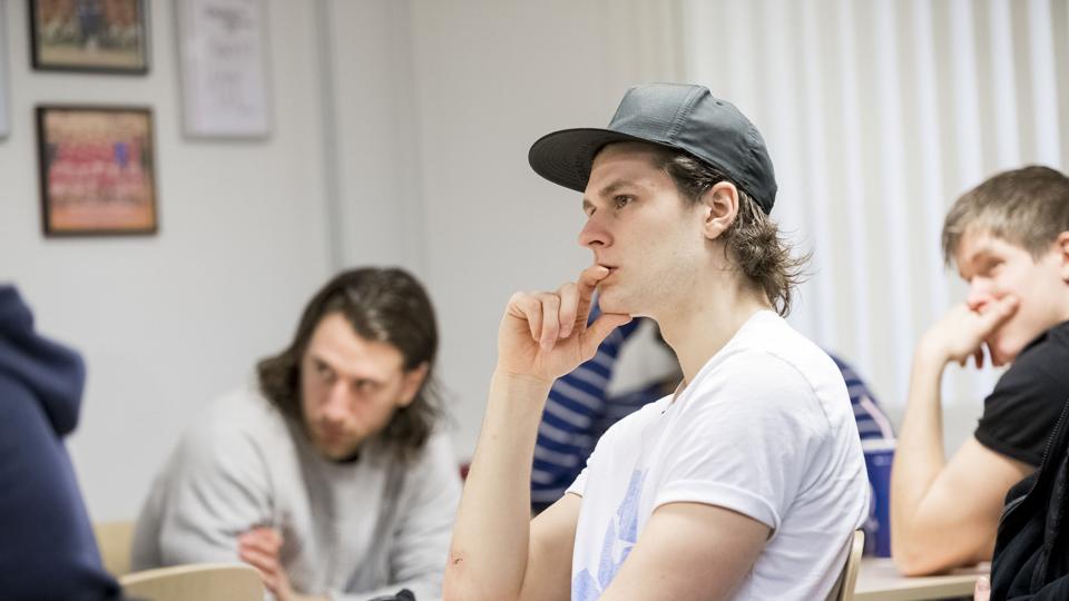Martin Larsen håber, at kampene mod Barcelona kan gøre Aalborg Håndbold helt klar til det danske slutspil. Foto: Nicolas Cho Meier <i>Nicolas Cho Meier - NORDJYSKE Medier</i>