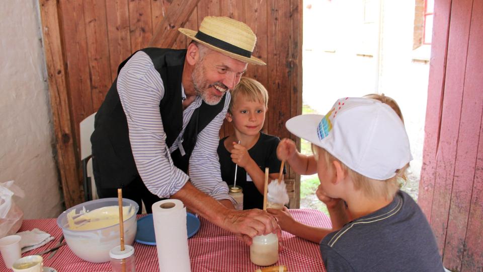 Så er der æbledag på Dorf Møllegaard. Arkivfoto: