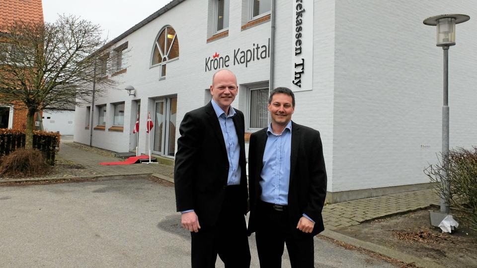 De to erhvervsrådgivere, Klaus Hedegaard og Sten Knudsen, er klar til at bemande Sparekassen Thys nye kontor i Nykøbing hver tirsdag og torsdag - og efter behov. Foto: Anne-Mette Riis