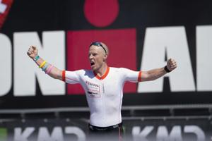 Ironman: Førende rytter kørt ned af bilist