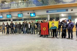 Demonstration i lufthavn opløst af politiet
