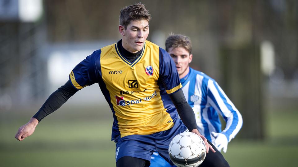 Hobro IK købte Emil Berggreen i 2014 og solgte ham med en pæn fortjeneste i januar 2015. Men selvom udgifterne altså optræder i det netop offentliggjorte regnskab, og indtægterne først i det kommende, ender 2014 med et overskud på et par millioner kroner. Foto: Lars Pauli <i>Lars Pauli</i>
