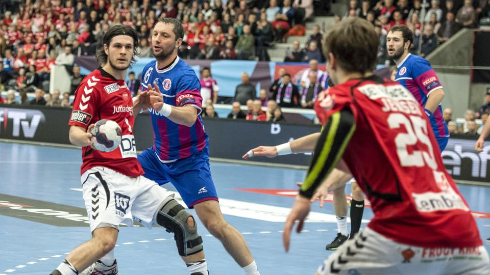 Martin Larsen var en af de unge spillere, der svingede en del i niveau i søndagens kamp i Gigantium. Foto: Martin Damgård