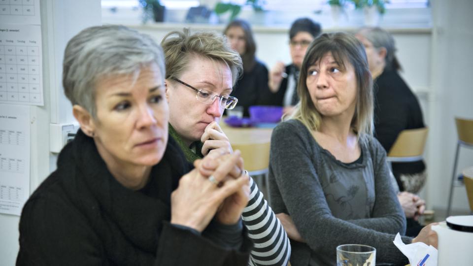 Lærerne på Holmegårdskolen havde en trist dag i går.Foto: Hans Ravn