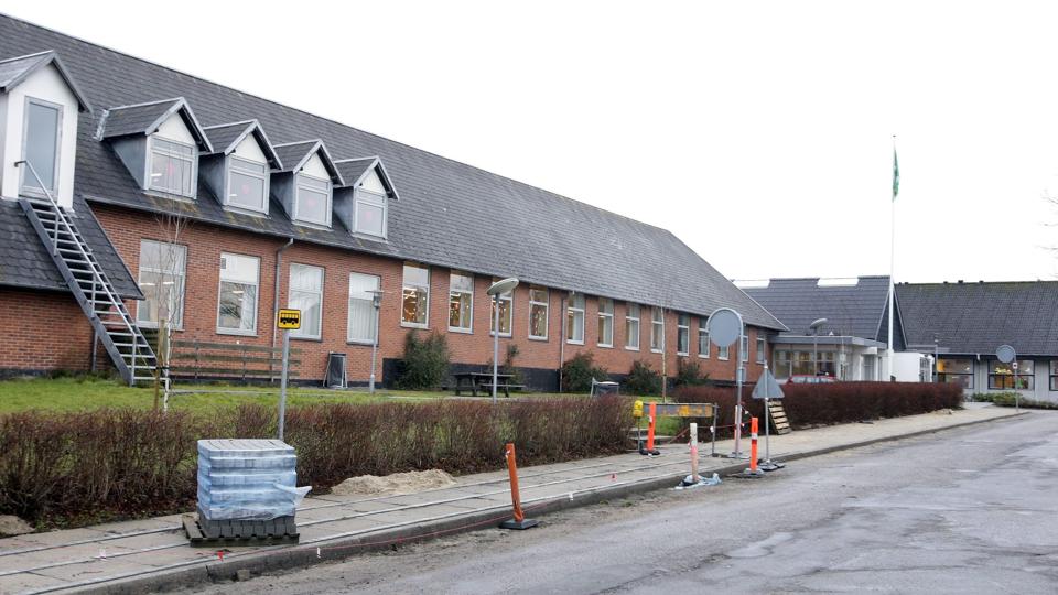 Tre årgange på Suldrup Skole er forsøgsvis organiseret som storklasser med mellem 36 og 39 elever i hver, og ifølge skoleledelse og skolebestyrelse er det ikke en spareøvelse. Det er der imidlertid en gruppe forældre, der ikke stoler på. Arkivfoto: Michael Bygballe <i>Pressefotograf Michael Bygballe</i>
