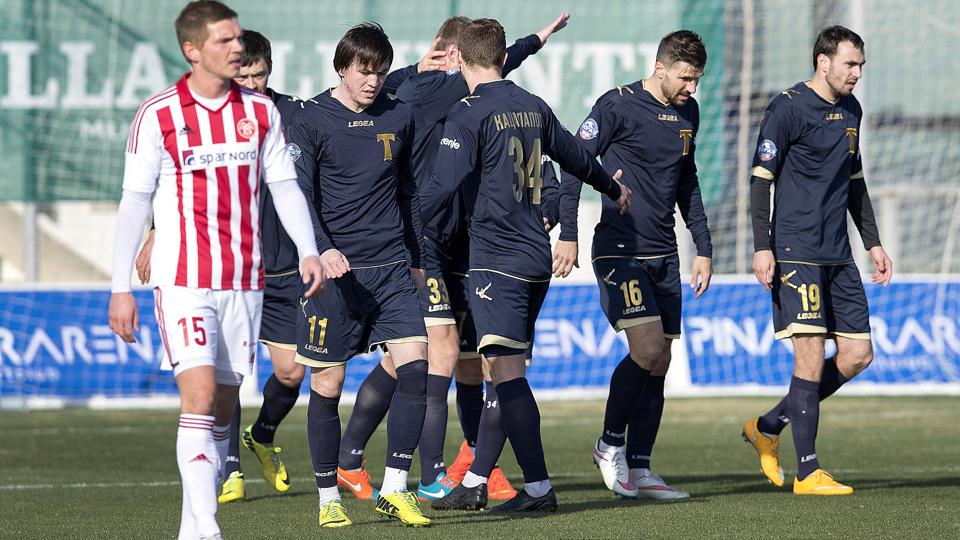 AaB havde sendt flere reserver på banen i den sidste testkamp på Pinatar Arena mod russiske Torpedo Moskva. Foto: Lars Pauli <i>Lars Pauli</i>