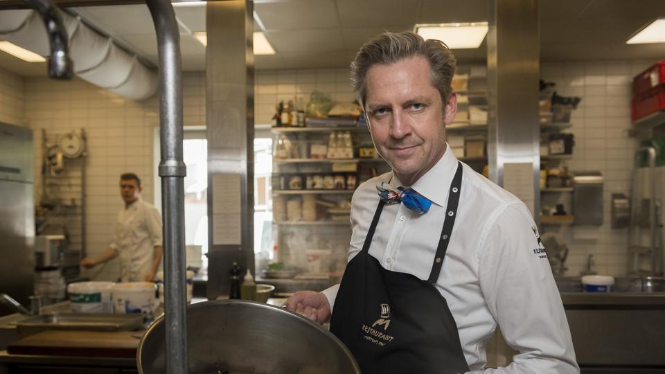 Morten Kok satser på at få en Michelin-stjerne, hvis inspektørerne kommer forbi. Foto: Nicolas Cho Meier <i>Nicolas Cho Meier - NORDJYSKE Medier</i>