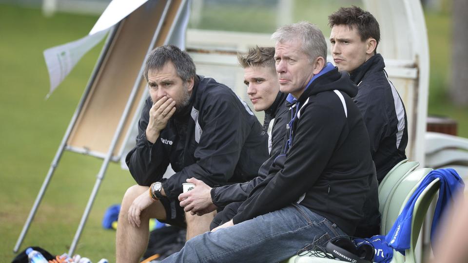 Jens Hammer Sørensen - sportschef i Hobro - tygger på angrebssituationen. Foto: Michael Bygballe <i>Michael Bygballe</i>