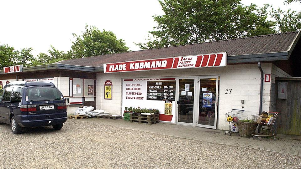 Flade Beboerforening planlægger at omdanne den tidligere købmandshandel i Flade skal omdannes til et lokalt samlingssted. Arkivfoto: