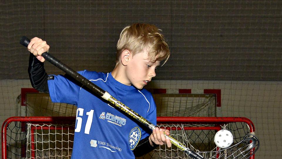 Der bliver mulighed for at prøve at spille floorball. Arkivfoto