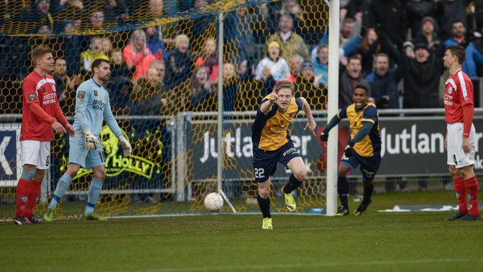 Mads Hvilsom kunne juble over en scoring for 12. gang i denne sæson. Foto: Peter Broen