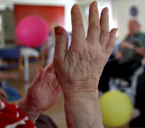 Godt nyt til de ældre: Frederikshavn får knap syv millioner ekstra til pleje