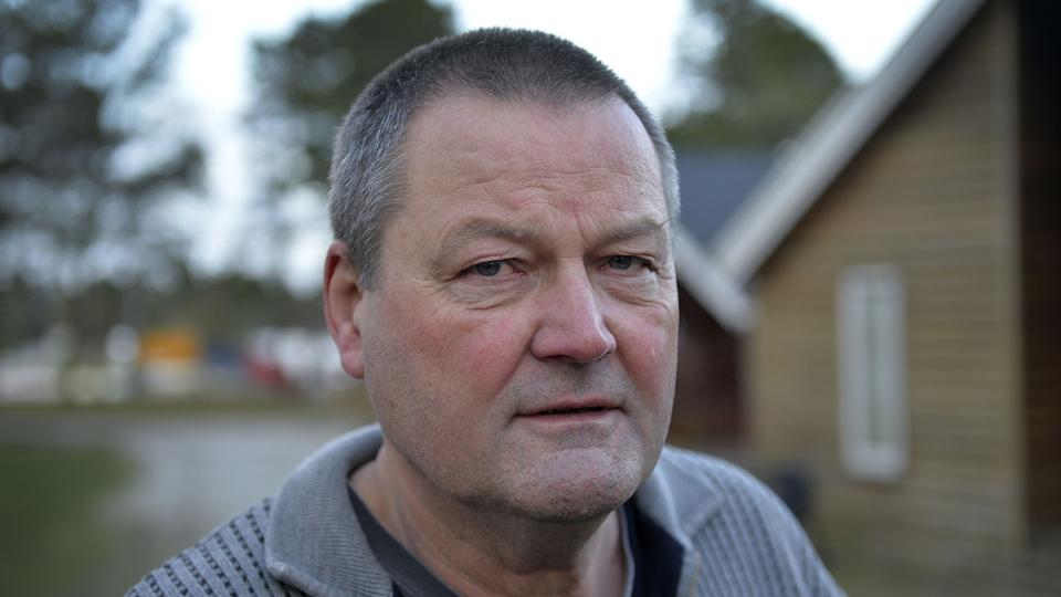 Bent Thodsen, indehaver af Hanstholm Camping, kan med to døgns varsel etablere 226 indkvarteringspladser til enlige asylansøgere på campingpladsen, men lige nu er det ikke muligt, fordi kommunalbestyrelsen har lagt et loft over antallet af asylansøgere, der må indkvarteres indenfor postnummerdistrikt 7730.