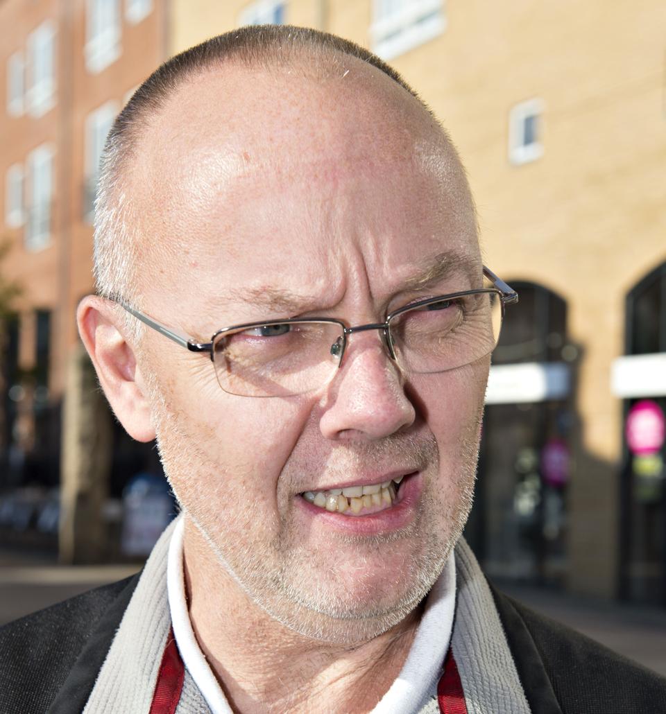 Tom Munk var med som statist som en politimand blandt andet i det sidste afsnit, og han synes, at serien først kom i gang i tredje afsnit. Han fremhæver borgmesterens ageren undervejs som meget realistisk. Arkivfoto: Kurt Bering <i>Kurt Bering</i>