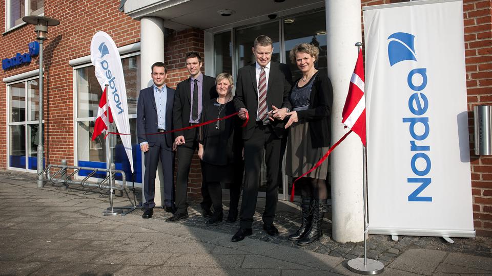 Der var fest og højt humør, da Nordea i maj 2013 åbnede sin filial i Hobro. Arkivfoto <i>Lars Pauli</i>