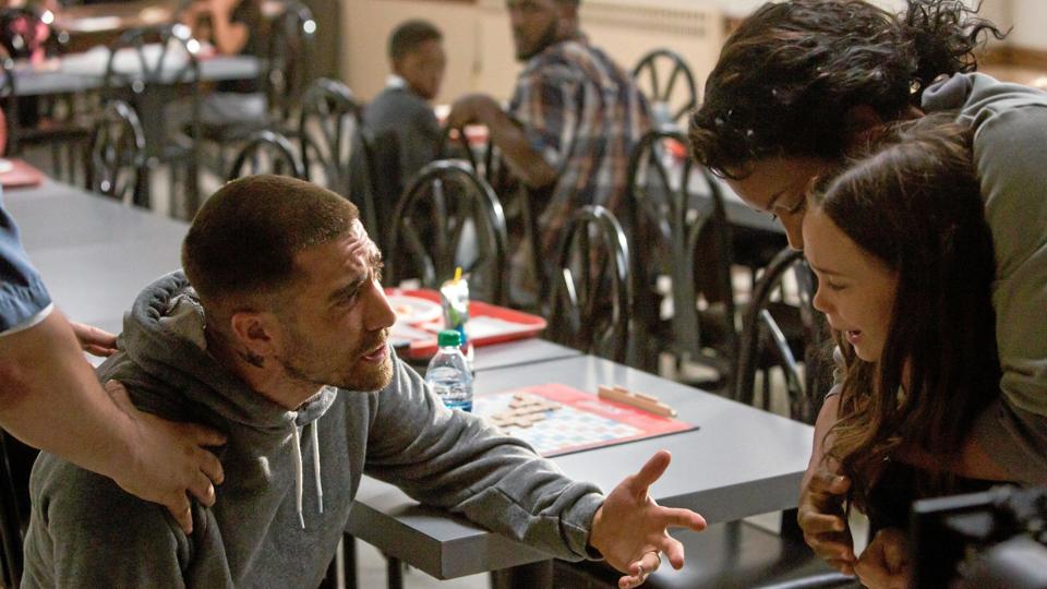 Der er sorg, kærlighed, fortvivlelse, fortabelse og en million andre følelser at mærke mellem Billy Hope (Jake Gyllenhaal) og datteren Leila (Oona Laurence), da sidstnævnte proklamerer, at hun?hader sin far og ønsker, at han var død i stedet for moren.