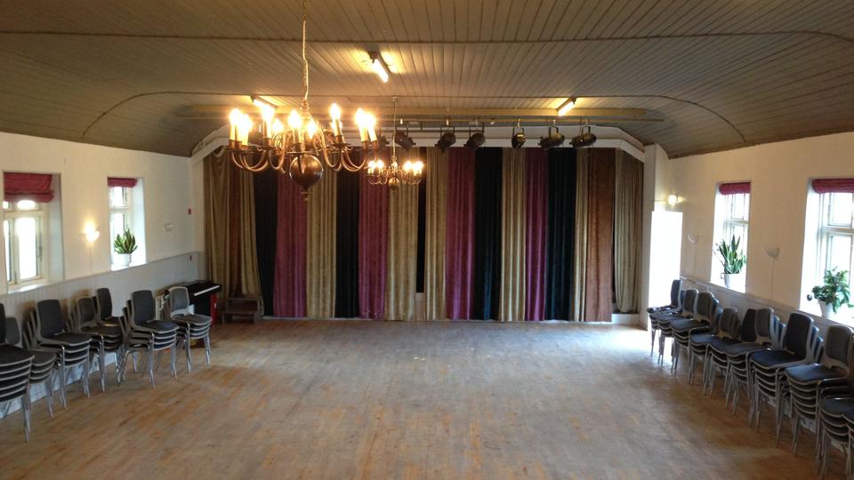 Pengene skal blandt andet bruges på restaurering af salen. Privatfoto.