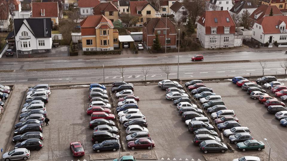 - Det er da helt gak-gak, at et offentligt sygehus hyrer et firma, som sender overskuddet ud af landet, mener Leif Thomsen fra Dansk Parkering ApS. Arkivfoto: Martin Damgård
