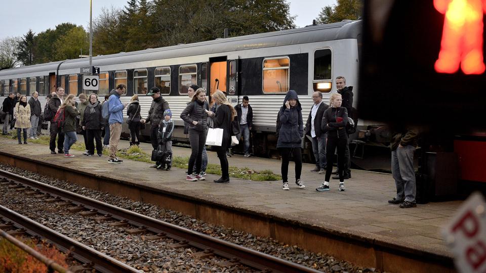 21 af byrådets 25 medlemmer var klare i mælet, da de besluttede, at Skørping Station har deres førsteprioritet som IC-togstop i Rebild Kommune. Men de vil samtidig fortsat kæmpe for to stop og dermed få Støvring med. Arkivfoto: Torben Hansen <i>Foto: Torben Hansen</i>