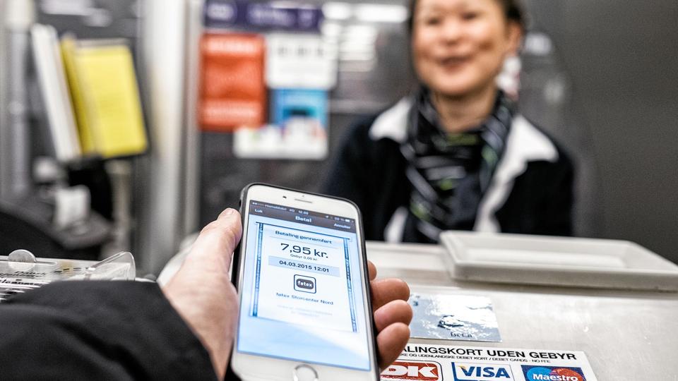 Nu er det muligt at betale for sine dagligvarer via MobilePay i Føtex i Slotsgade. Foto: Claus Sjödin <i>Claus Sjödin/CSPress.dk</i>