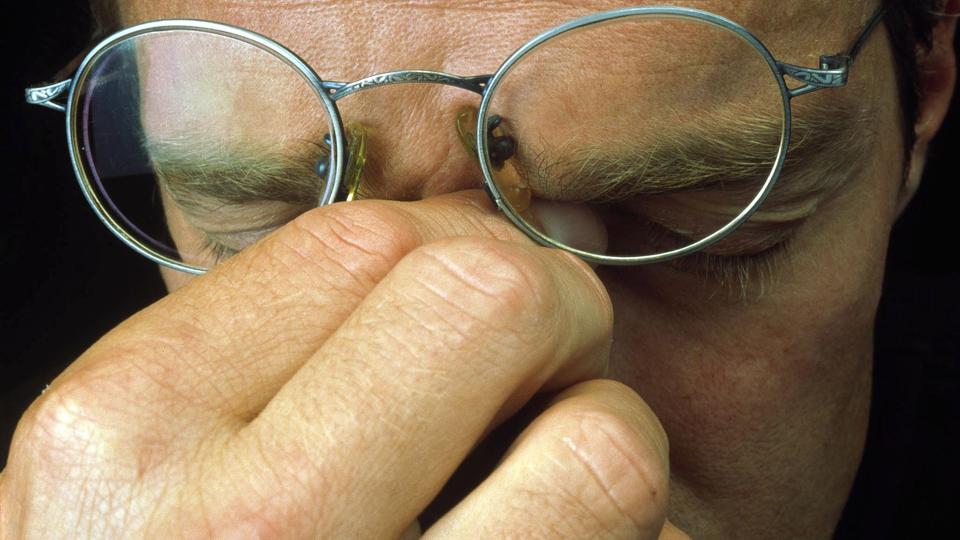 Hvordan er det at være syg og så blive aktiveret gennem jobcentre? Det har 18 sygdomsramte nordjyder fortalt lektor Tina Bømler fra Aalborg Universitet. Og hun har udgivet en bog om, hvordan synet på sygdom har ændret sig de seneste 40 år - med fokus på de politiske ændringer, det har medført. Modelfoto