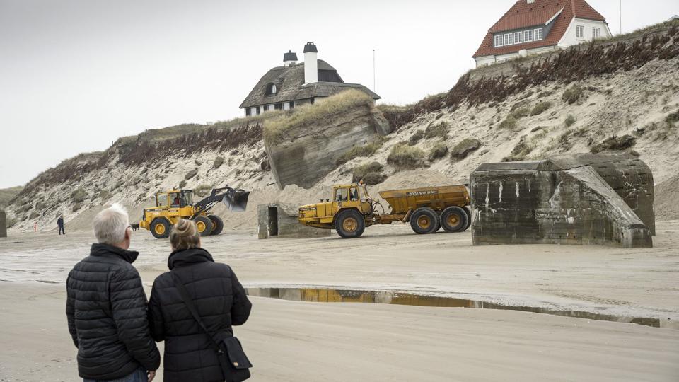 Sandfodring på Løkken Strand.Foto: Peter Broen