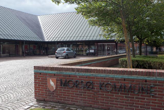 Morsø Kommunes administrationsbygning ligger her på Jernbanevej. Arkivfoto.