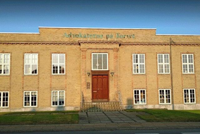 Advokaterne på Torvet i Sæby bliver nu en del af HjulmandKaptain i henholdsvis Frederikshavn og Hjørring.Arkivfoto